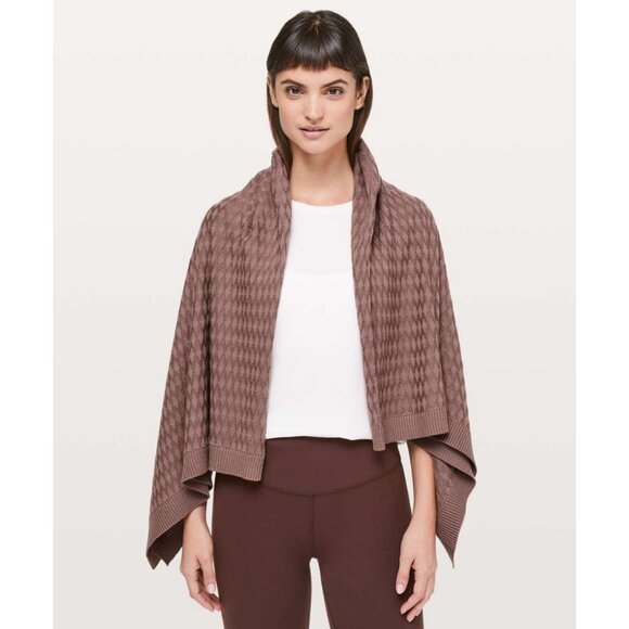 Lululemon Divinity Poncho Cashmere Woven Knit Cable Scarf Cardigan Sweater Shawl - Picture 3 of 12